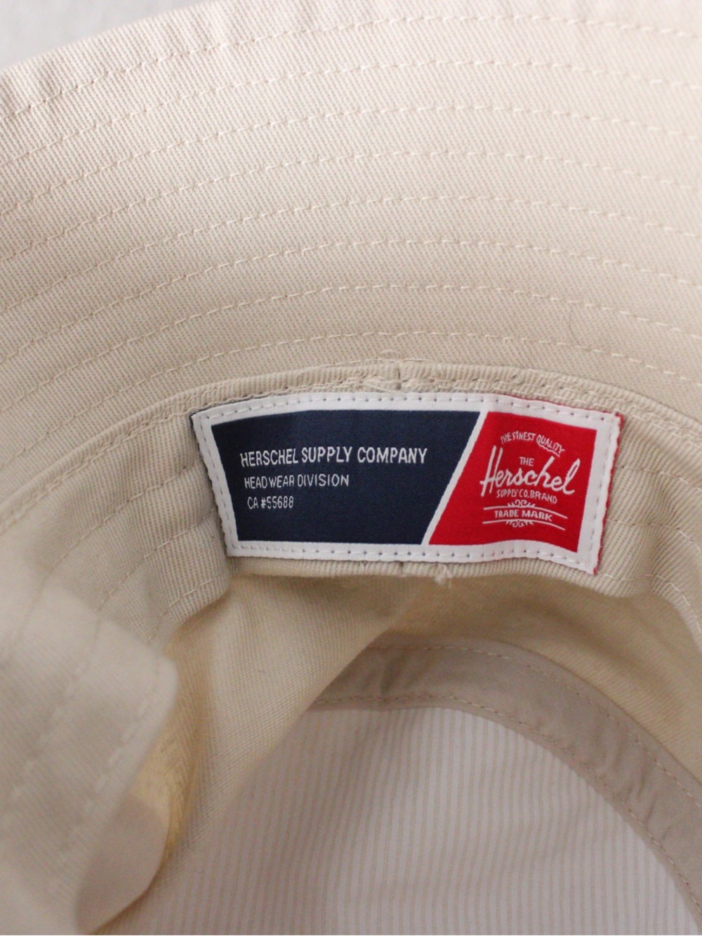 Herschel Supply Co Bucket Hat - Picture 3 of 3